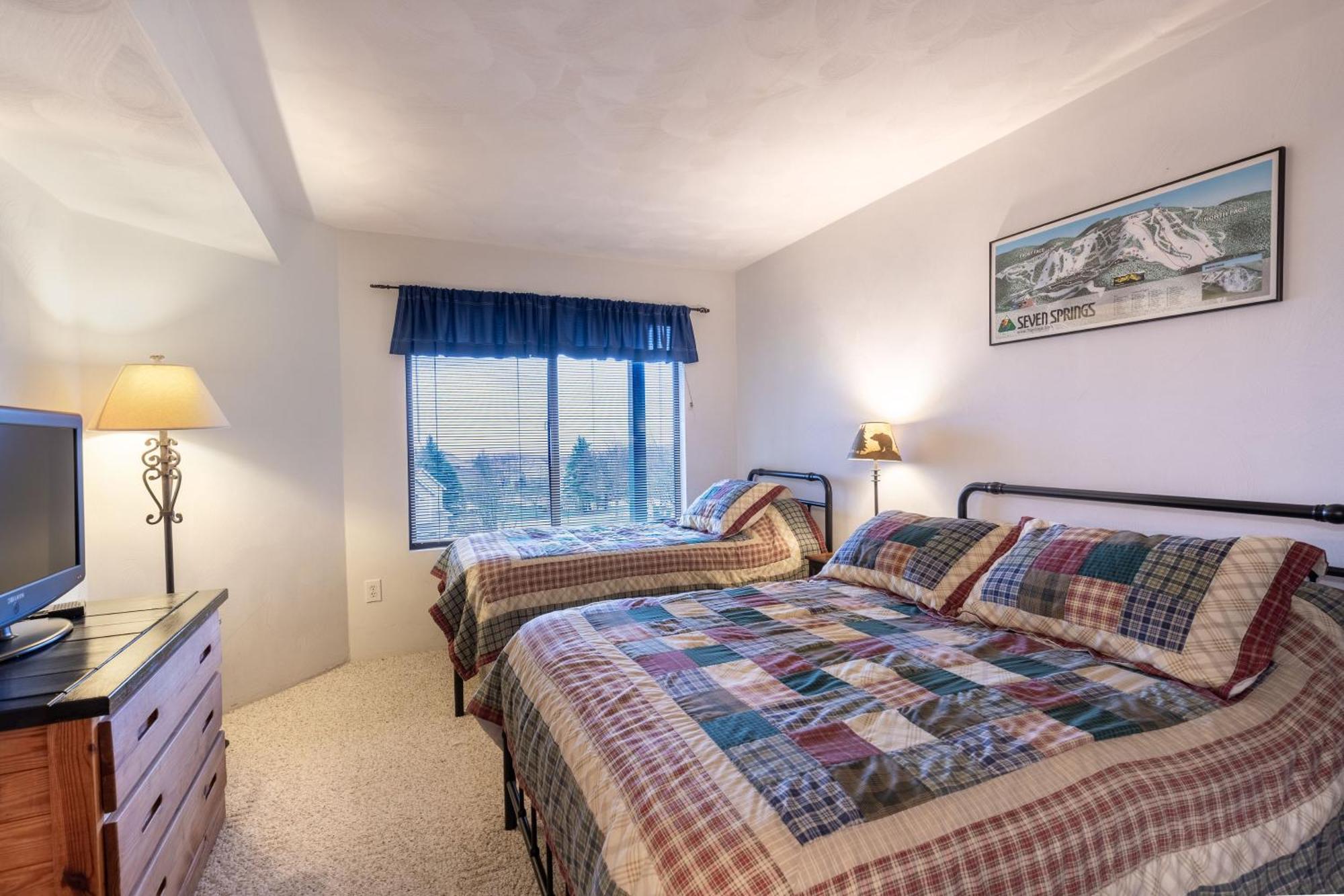 Apartment Seven Springs Meadowridge 2 Bedroom Standard With Deck And Mountain Views! *